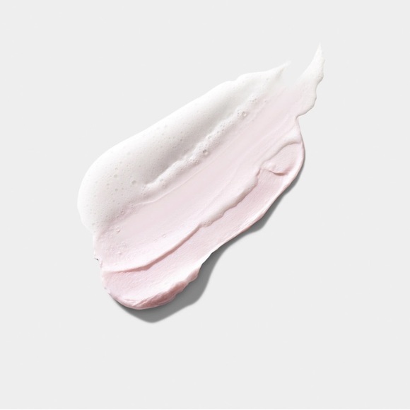 New Clinique Rinse-Off Foaming Cleanser - Picture 3 of 3